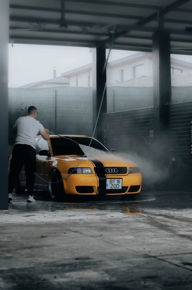 lavage auto, nettoyage voiture Dour detailing Dour carwash Dour nettoyage auto Borinage nettoyage intérieur voiture Mons nettoyage utilitaire Dour traitement ozone voiture nettoyage moteur voiture Mons